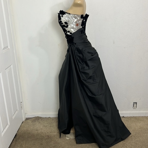 MONISHA BLACK SILVER TOP 3D FLORAL GOWM DRESS SIZE 8 - Picture 9 of 16